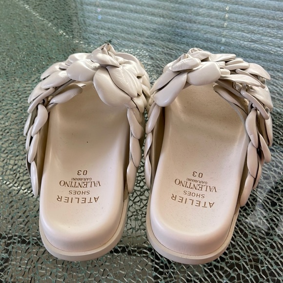 VALENTINO GERAVANI Rose Edition Atelier Petal Slide w/Box and Dustbag - Picture 3 of 15